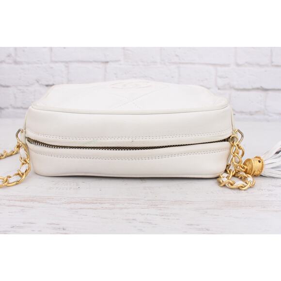 Chanel CC Camera Bag White Lambskin Leather Shoulder Crossbody Handbag A4050 - Picture 10 of 11